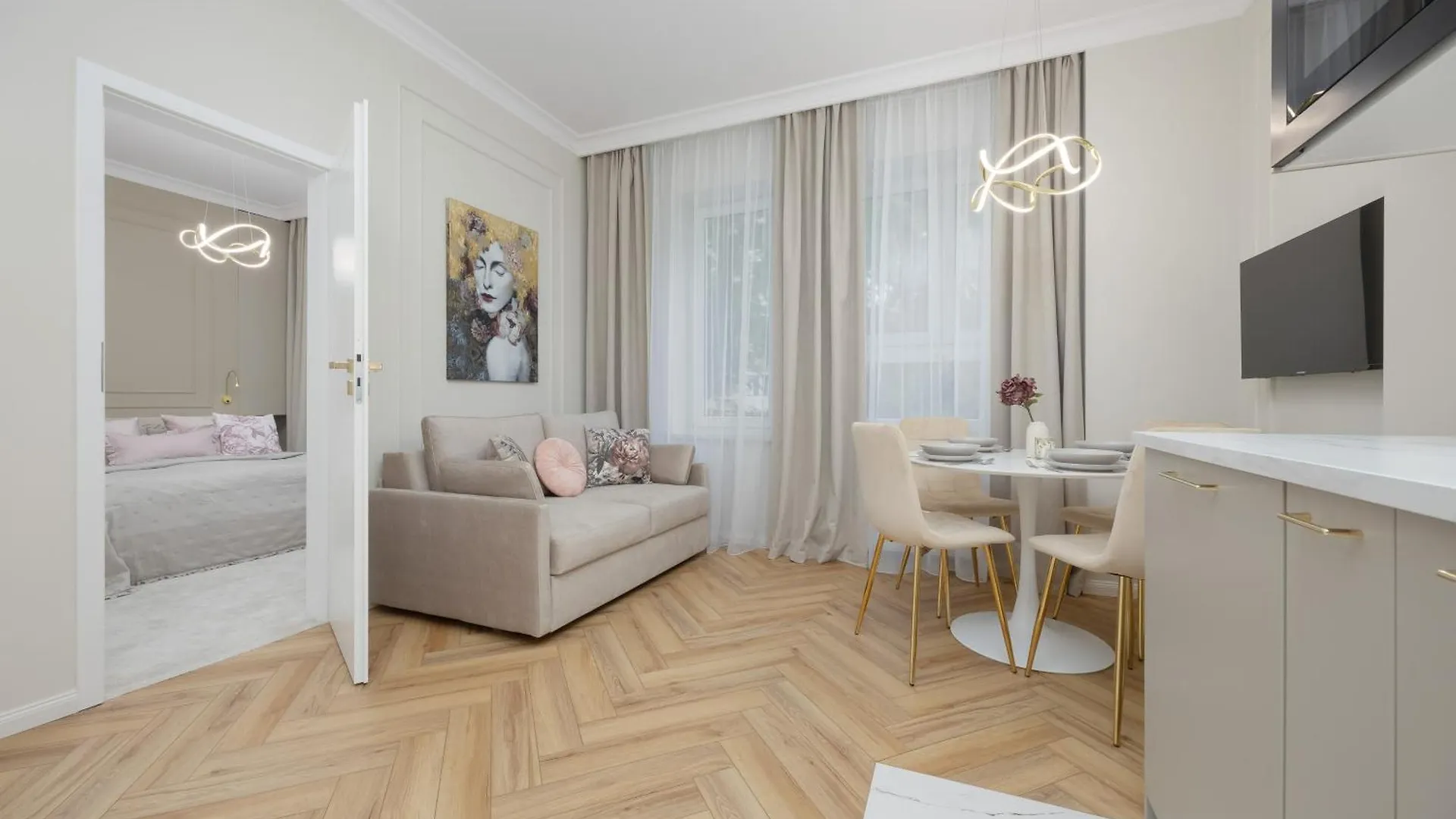 Elegant Apartments Grojecka In Warsaw By Renters Poland